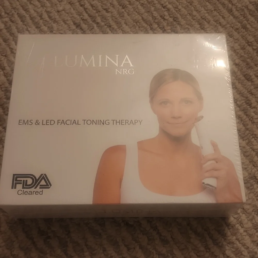 LUMINA NRG EMS & LED Facial Toning Therapy - White